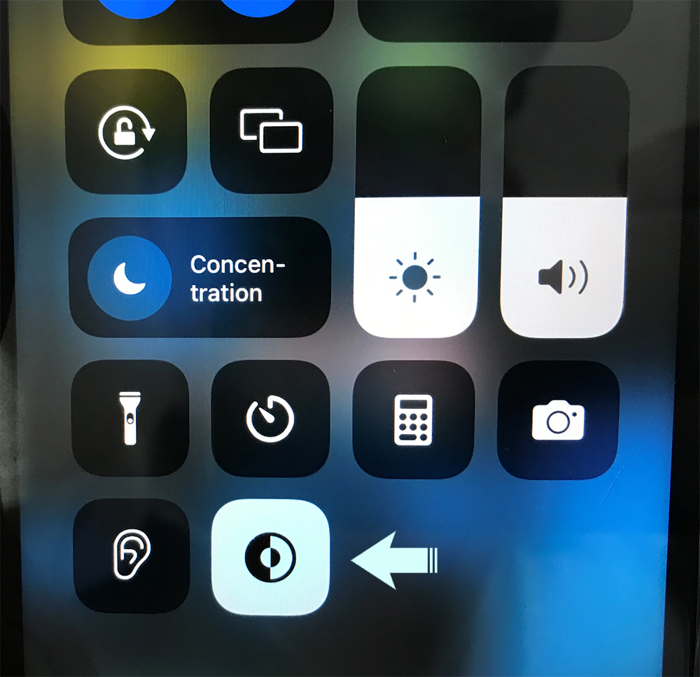 Dark mode iPhone