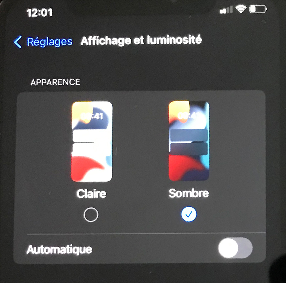 Dark mode iPhone